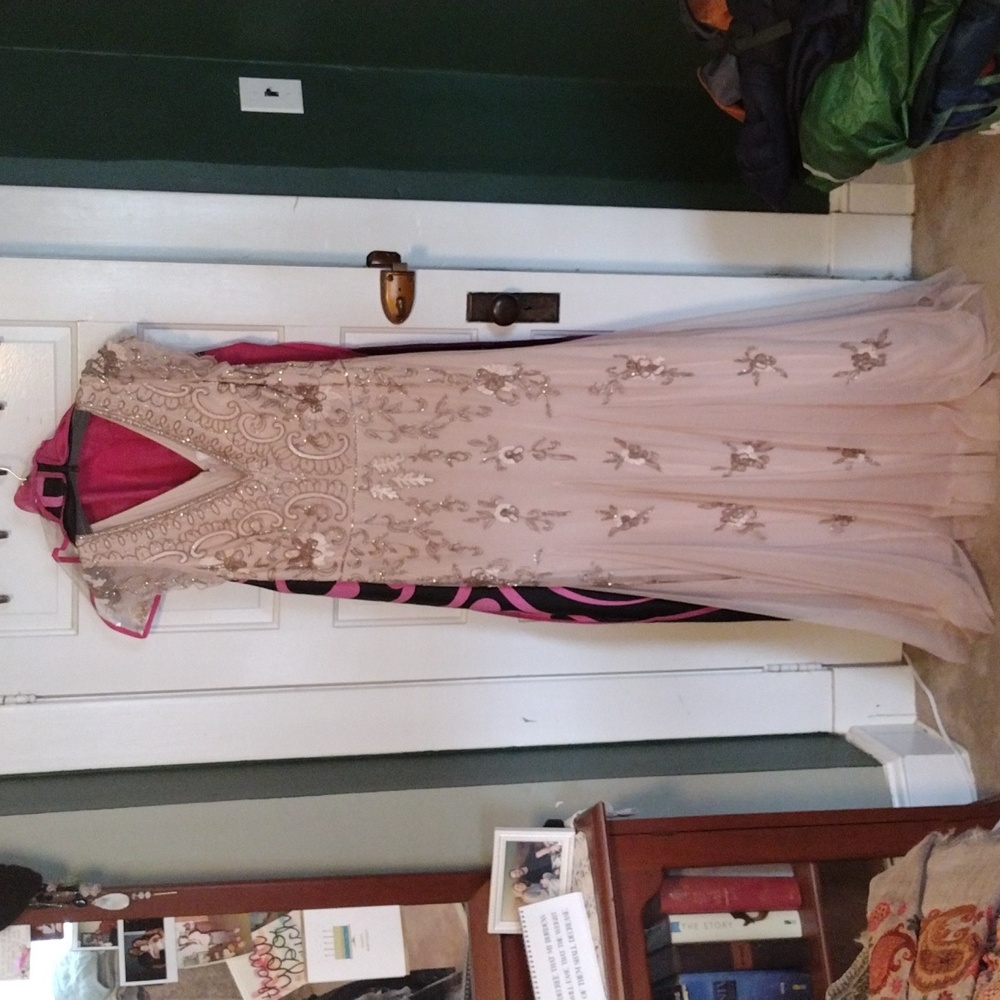 Mothers gown